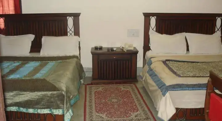 Лакхнау: The Residency Inn