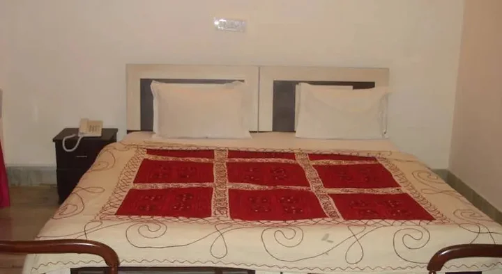 Лакхнау: The Residency Inn
