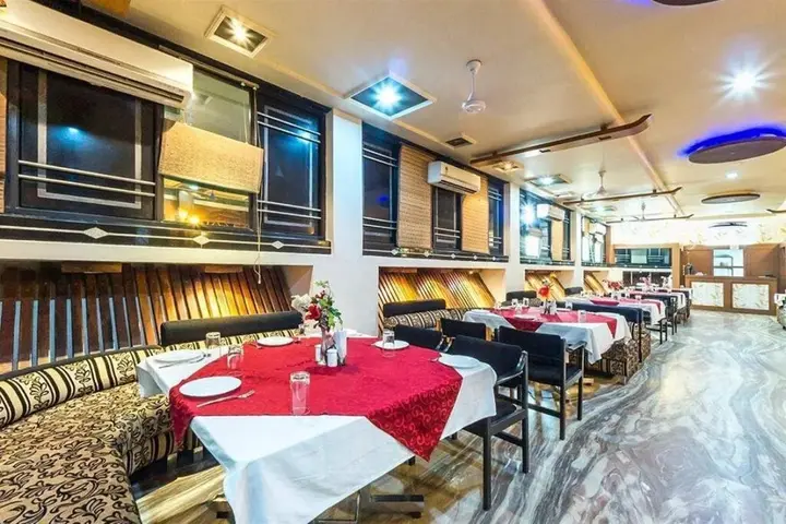 Amravati: Hotel Gouri Inn