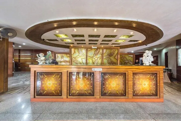 Amravati: Hotel Gouri Inn