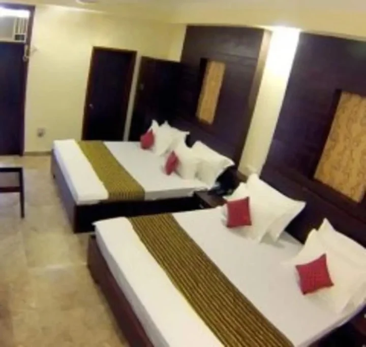 Катра: Anurag Hotel