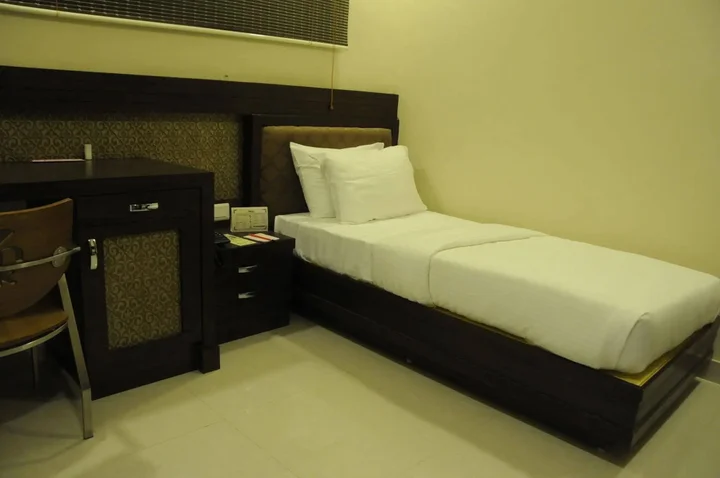 Тирупати: Harsha Residency