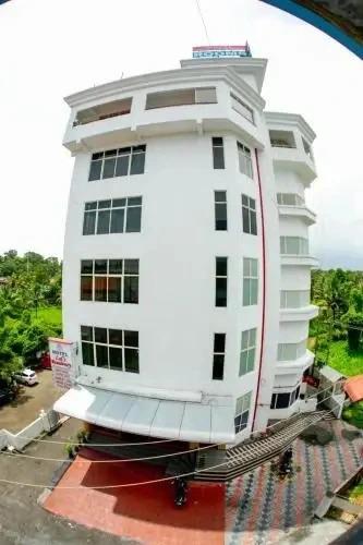 Теккумбхагам: Lals Residency