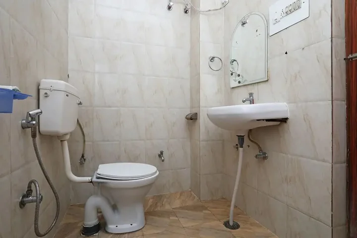 Варанаси: OYO 1379 Hotel HKJ International