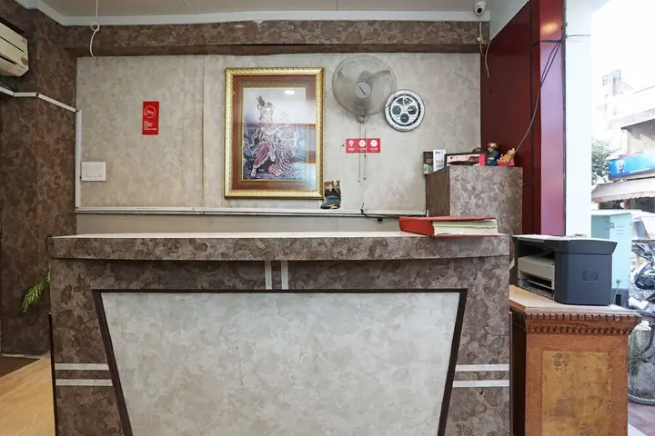 Варанаси: OYO 1379 Hotel HKJ International