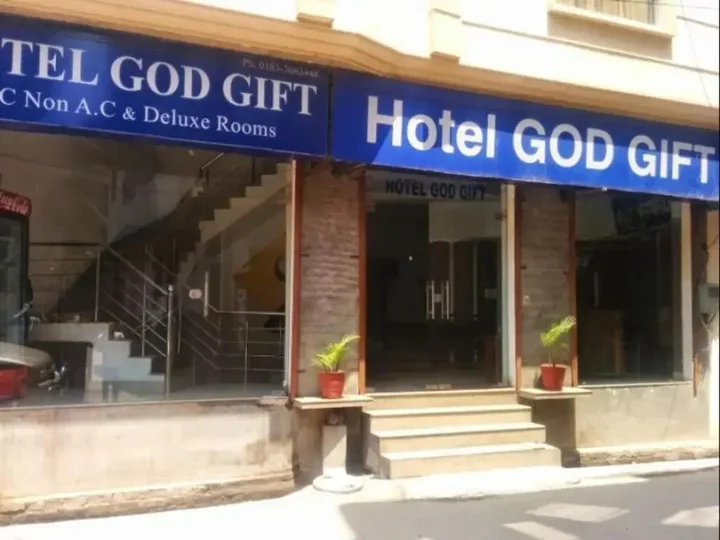 Амритсар: Hotel God Gift