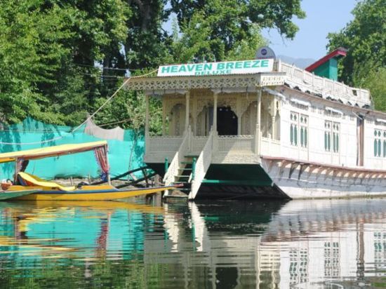 Heaven Breeze Group of Houseboats — фото 3
