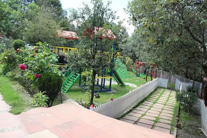 Раникхет: Essence of Nature Resort N Spa