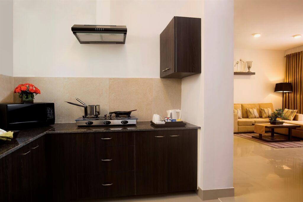 Бхивади: Golden Tulip Bhiwadi