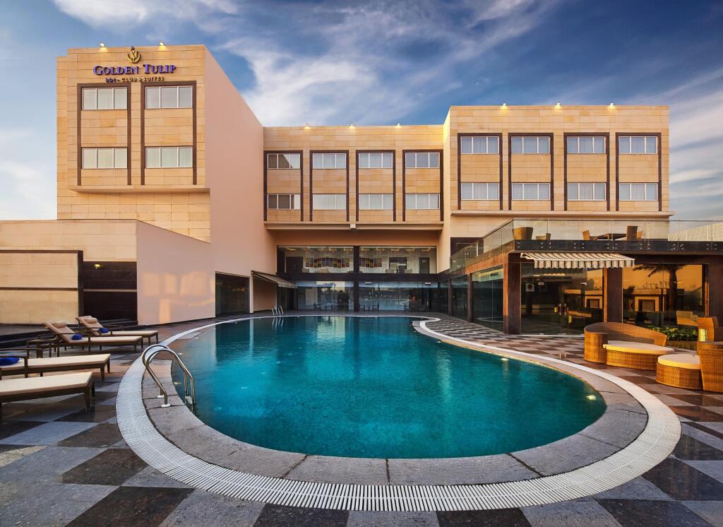 Бхивади: Golden Tulip Bhiwadi