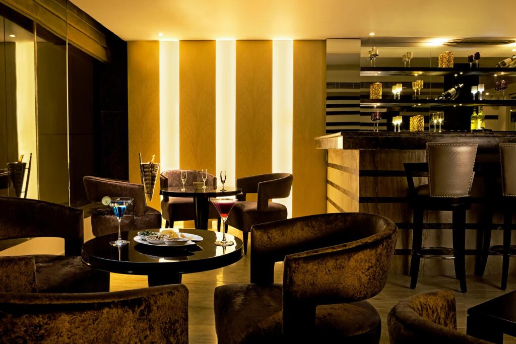 Бхивади: Golden Tulip Bhiwadi