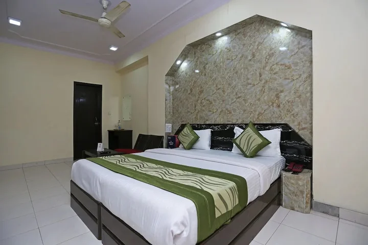 Нью-Дели: OYO 5382 Hotel Elegant International