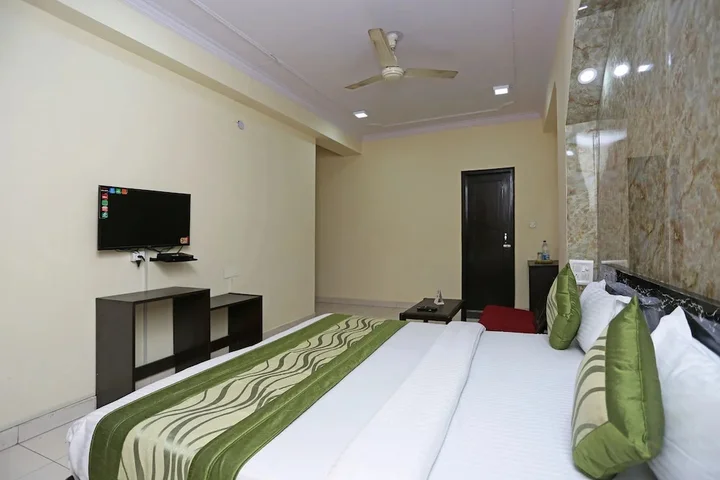 Нью-Дели: OYO 5382 Hotel Elegant International
