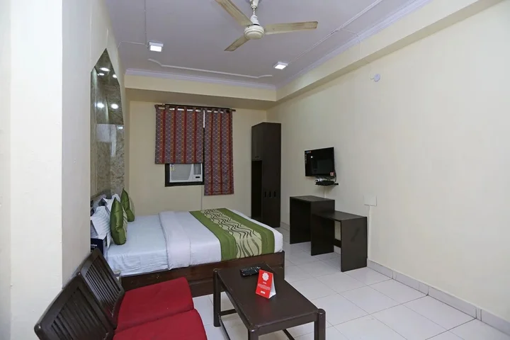 Нью-Дели: OYO 5382 Hotel Elegant International