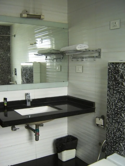 Газиабад: Hotel Anand Retreat