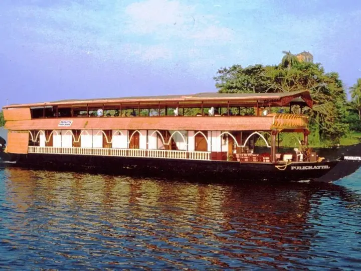 Аллеппи: Pulickattil Houseboats