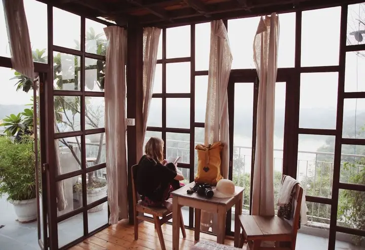 Нью-Дели: The Lazy Patio Home Stay