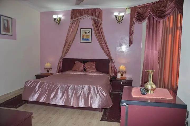 Дехрадун: Ramada Dehradun