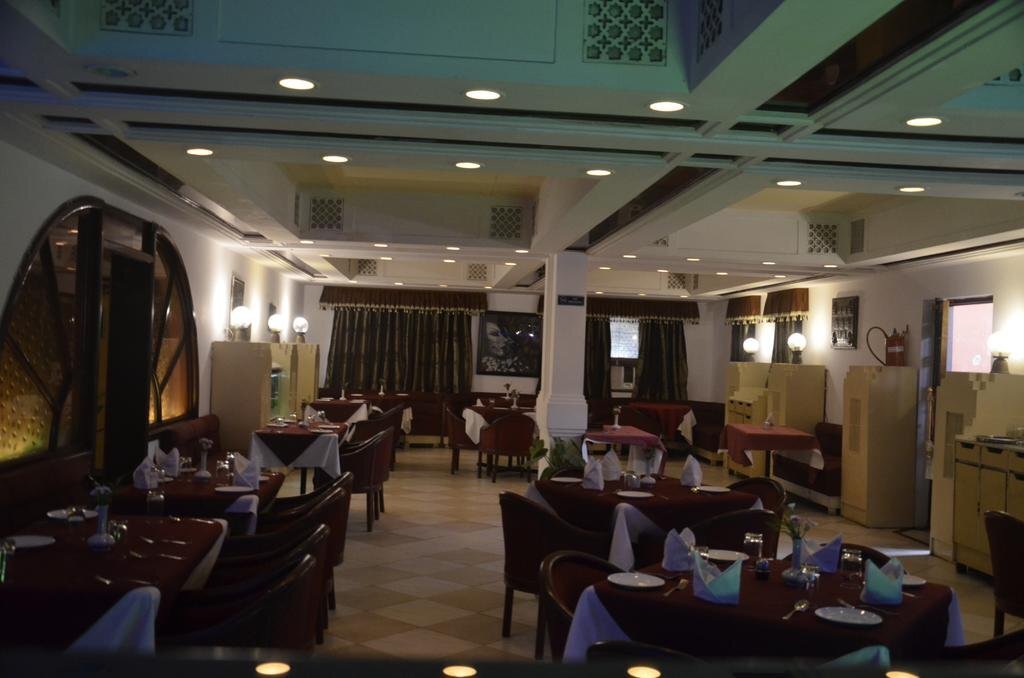 Дехрадун: Ramada Dehradun