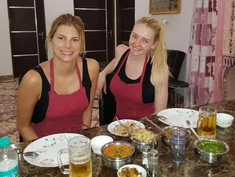 Агра: Rainbow Home Stay