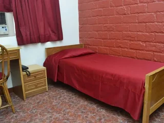 Мумбаи: The Cottage