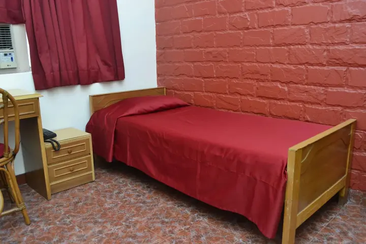 Мумбаи: The Cottage