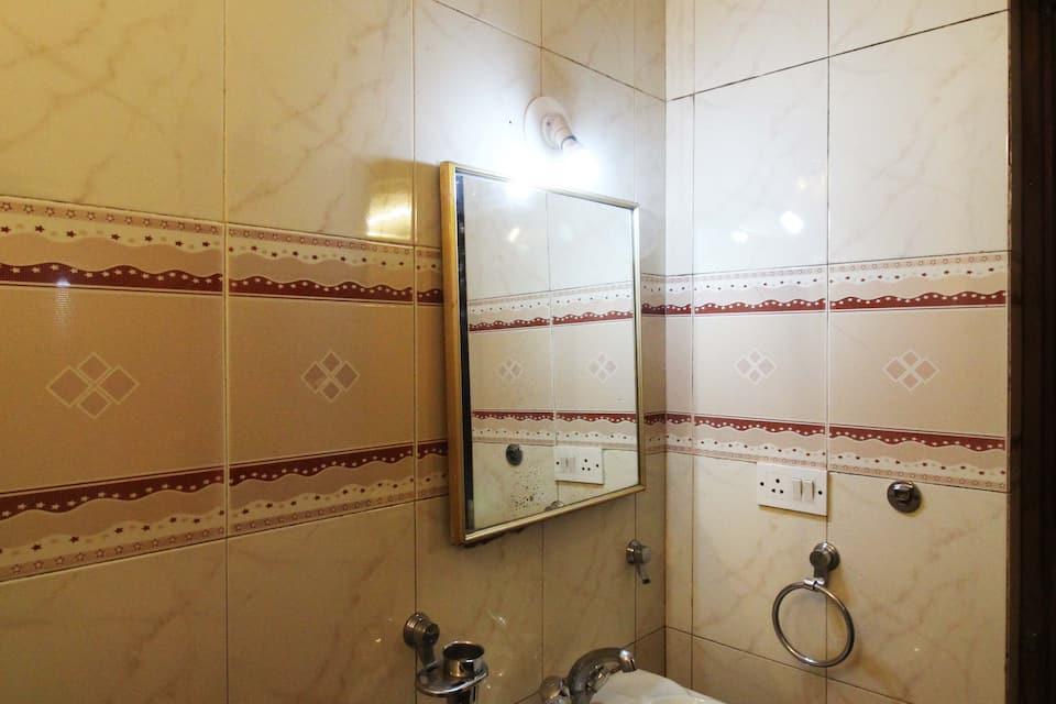 Олд-Махабалешвар: Hotel Inter Plaza