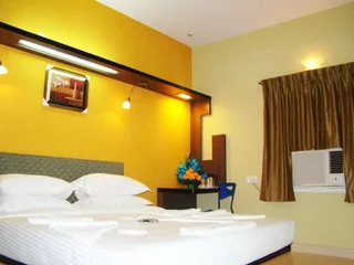 Бангалор: Grand Bee Hotel