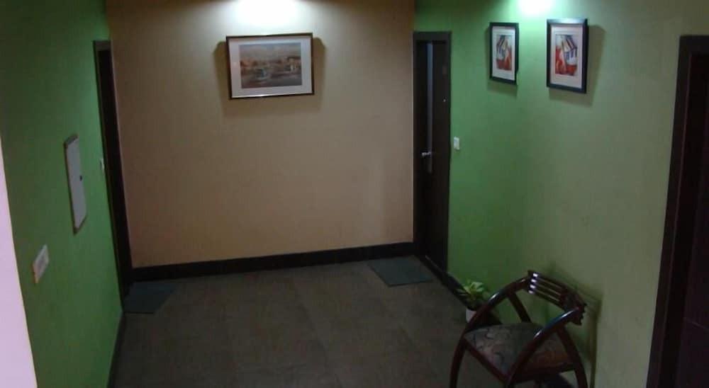 Гуруграм: Pacific Inn - Huda City Center