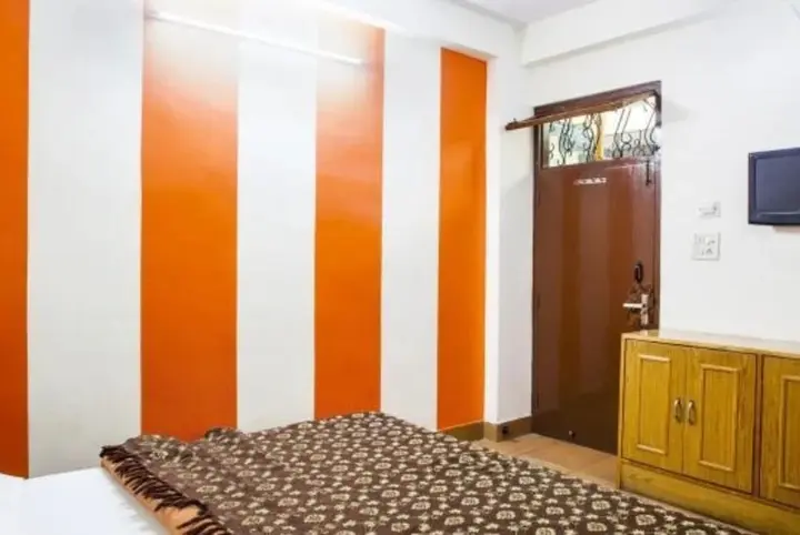 Раникхет: Ranikhet Grand