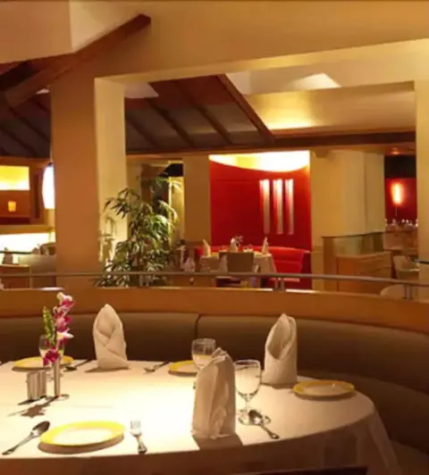 Мумбаи: The Royal Orchid