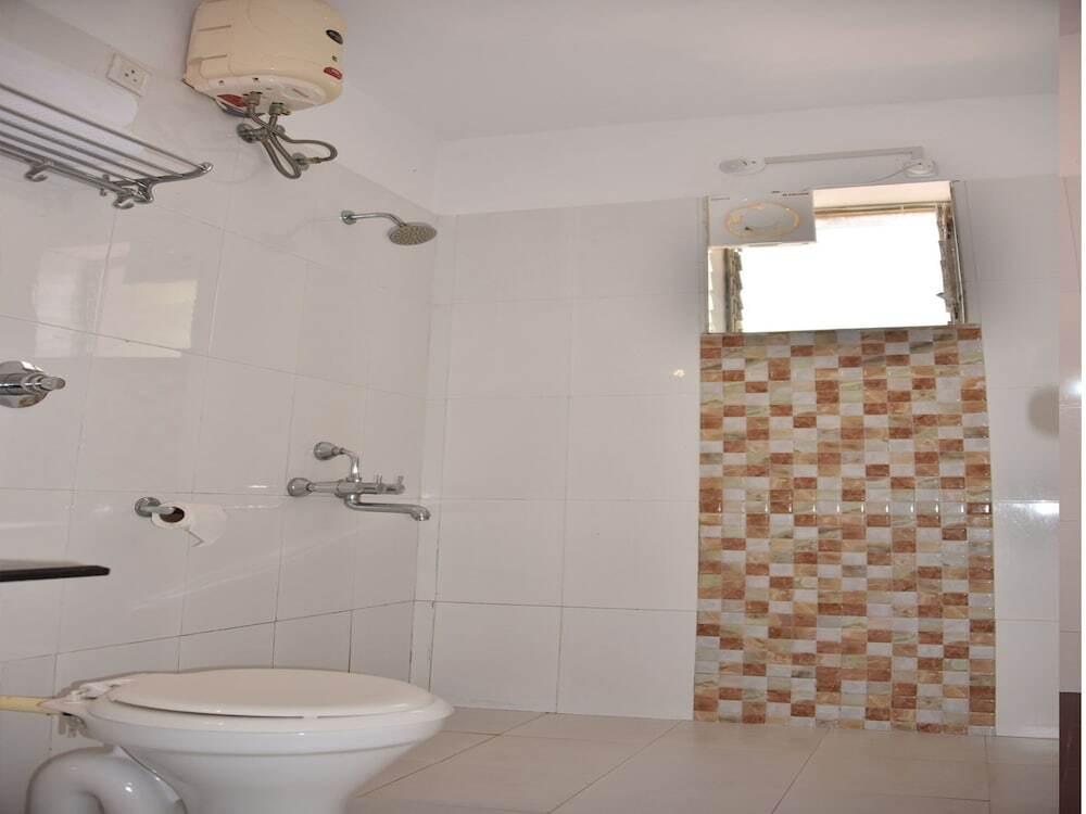Верем: Village Royale Resort
