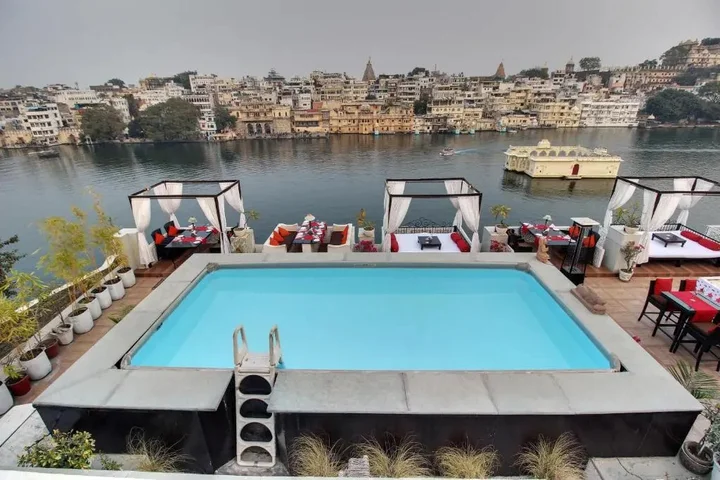 Удаипур: Lake Pichola Hotel