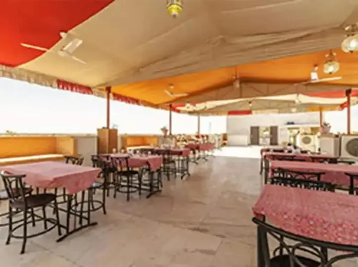 Джайсалмер: Vista Rooms at Station Road-Jaisalmer