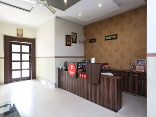 Райпур: OYO 4127 Hotel City Pulse