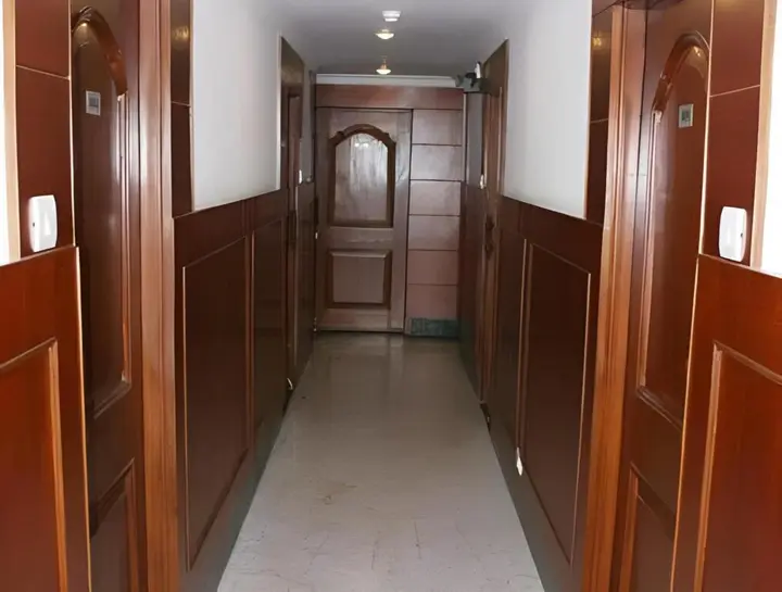 Колката: FabHotel Panasia International