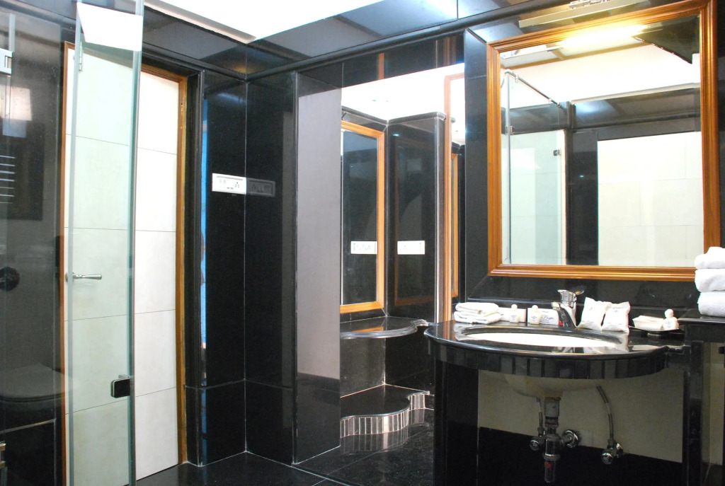 Колката: Hotel Pan Asia Continental