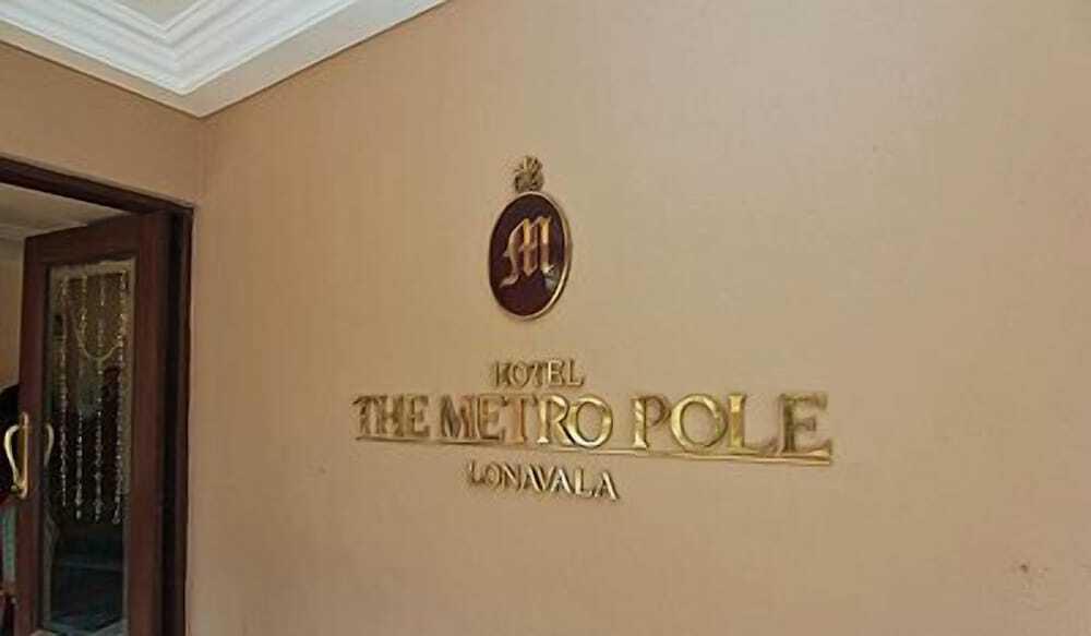 Лонавала: The Metropole