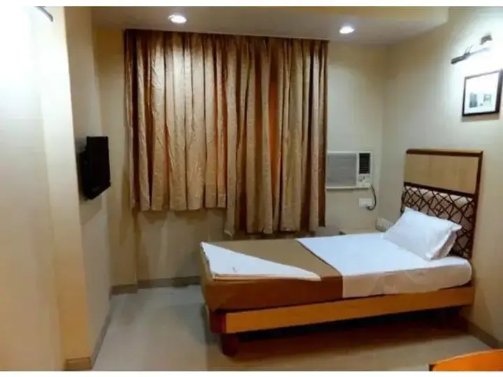 Нави-Мумбай: Vista Rooms at Ghansoli