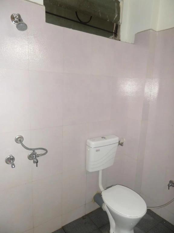 Нашик: Hotel Basera