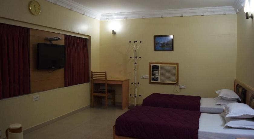 Вадодара: Hotel Valiant