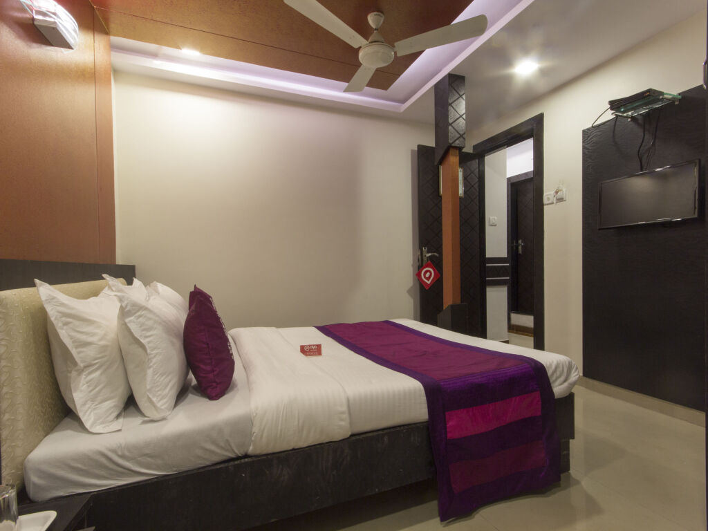 Мумбаи: OYO Rooms Sakinaka Junction