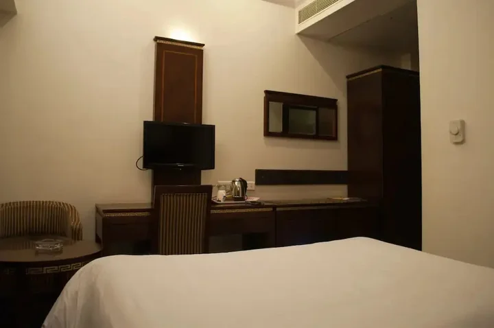 Какинада: Venky Residency