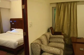 Какинада: Venky Residency
