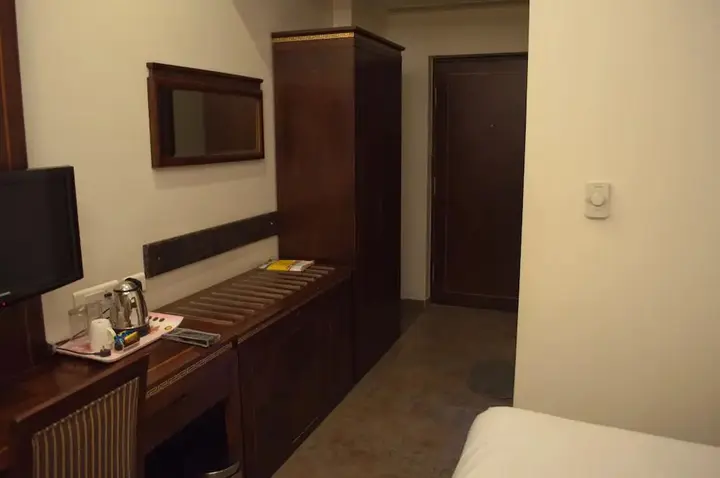 Какинада: Venky Residency