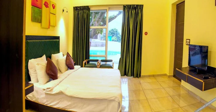 Крепость Ramnagar: LaTigre Resort