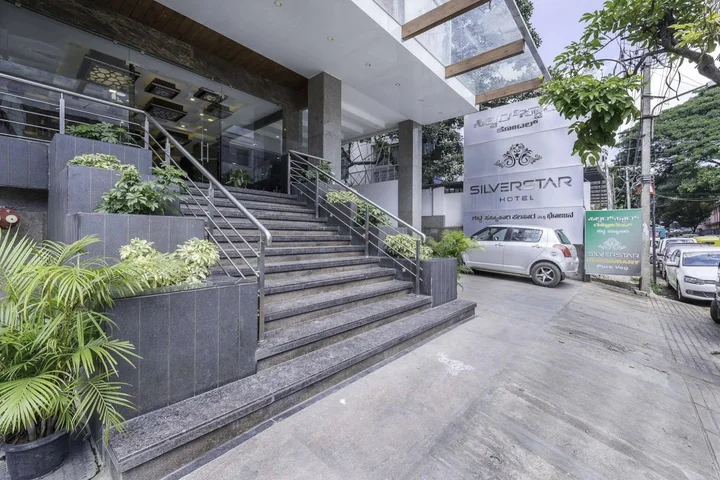 Бангалор: Silverstar Hotel