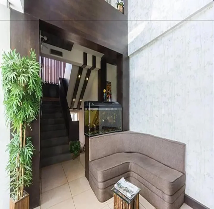 Ути: FabHotel Sholas Residency