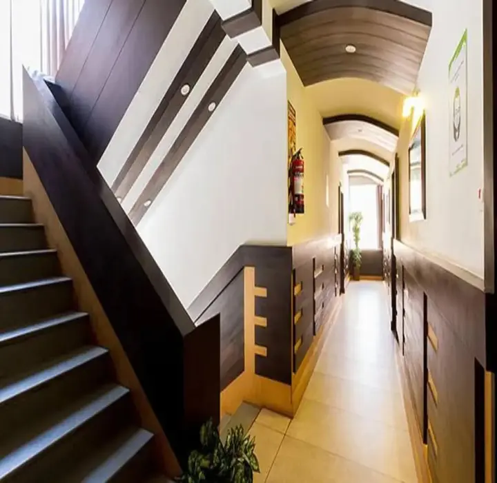 Ути: FabHotel Sholas Residency