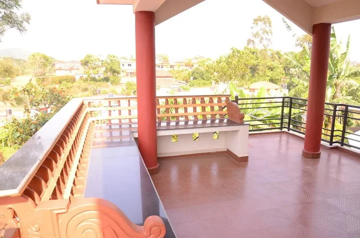 Мадикери: Coorg Girinivas Deluxe Homestay-WI-FI